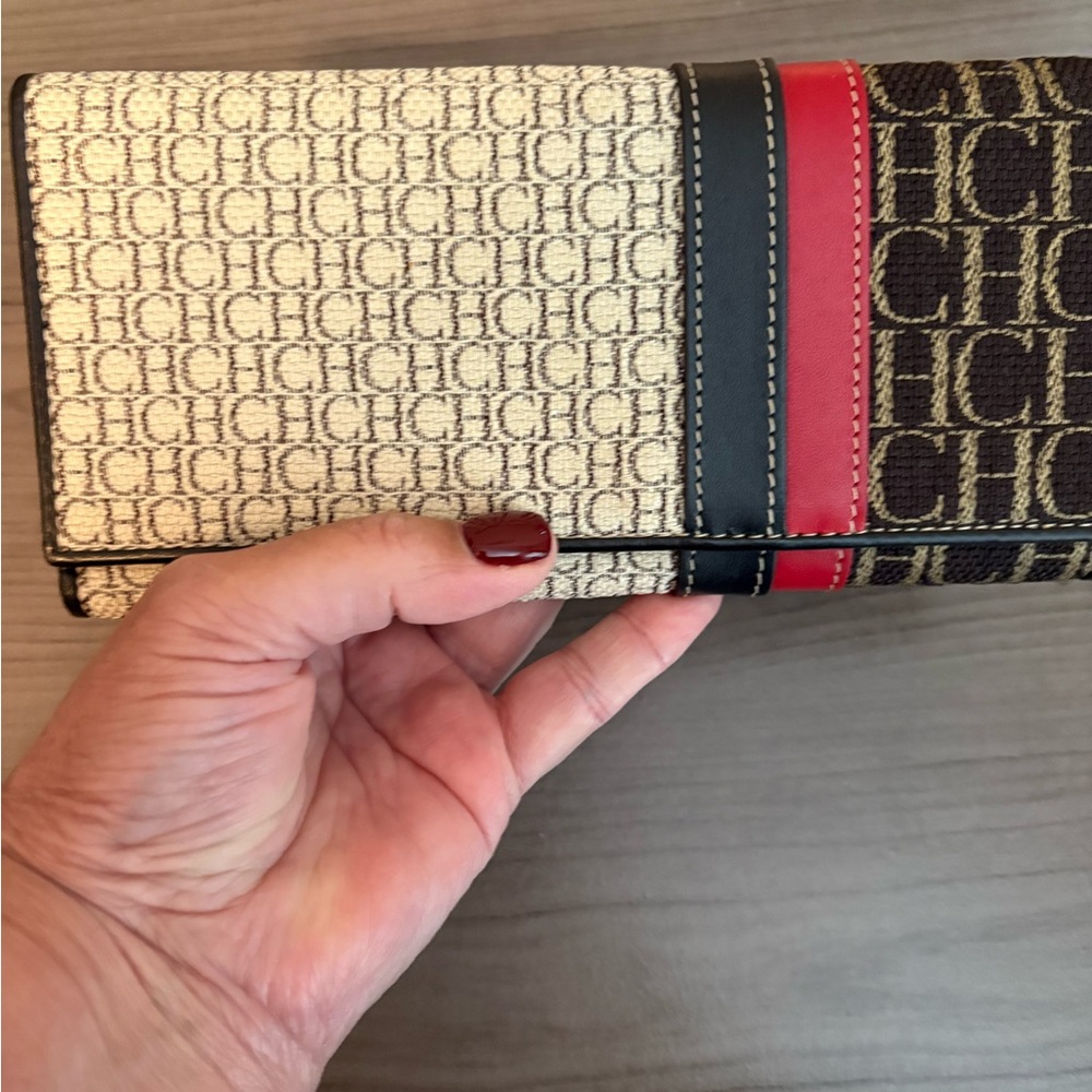 CH Logo Clutch with Red Accent